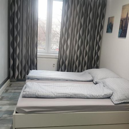 Modry Apartman, Racianska 29, Bratislava Exterior photo
